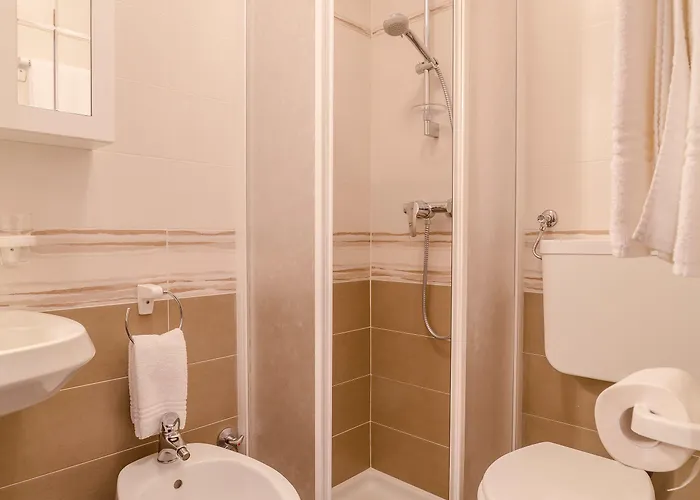 Hotel Genzianella 3*